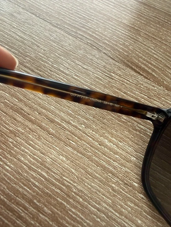 Gucci Tortoiseshell Frame Sunglasses with Brown Lenses - Picture 4 of 4